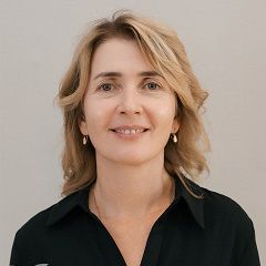 Гревцева Елена