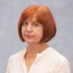 Столярова Лариса